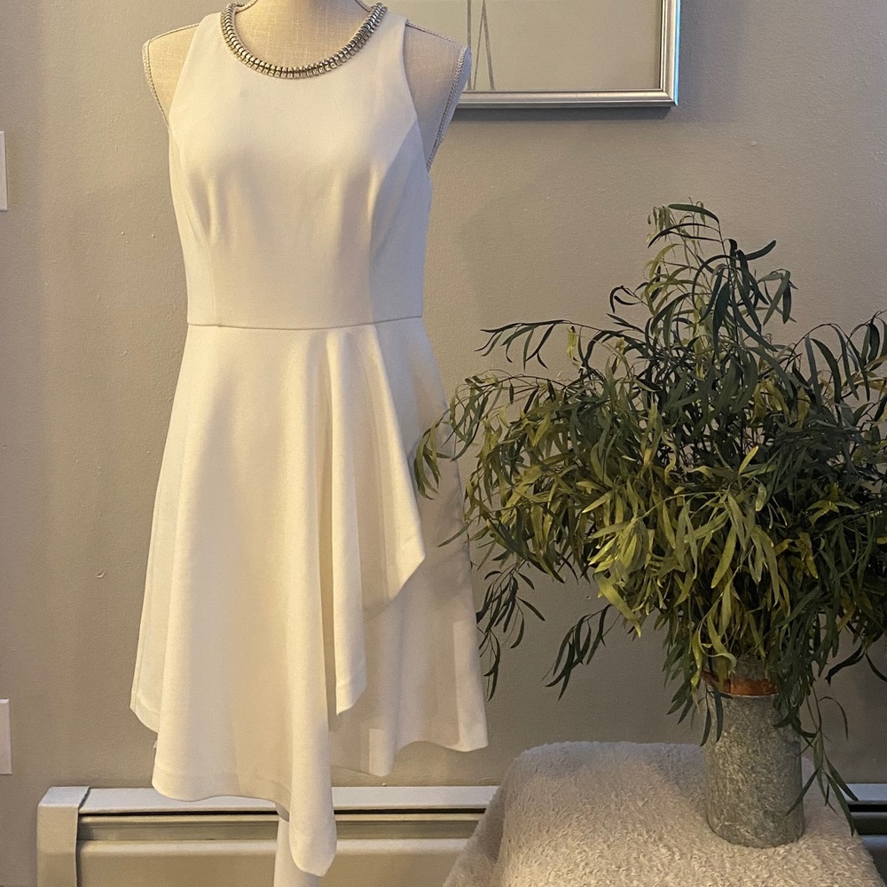 Jessica Simpson White Skater Style Dress